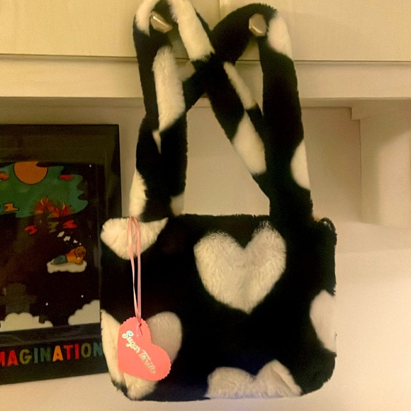 NWT Sugar ThrillsxDOLLS KILL Soft Fuzzy ♥️ Tote - Picture 1 of 5